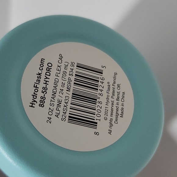 Hydro Flask 24 oz Standard Mouth Apline - Picture 6 of 7